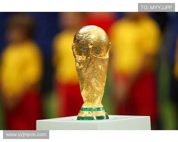 罗纳尔多传奇生涯回顾与影响力解析：从足球天才到全球偶像