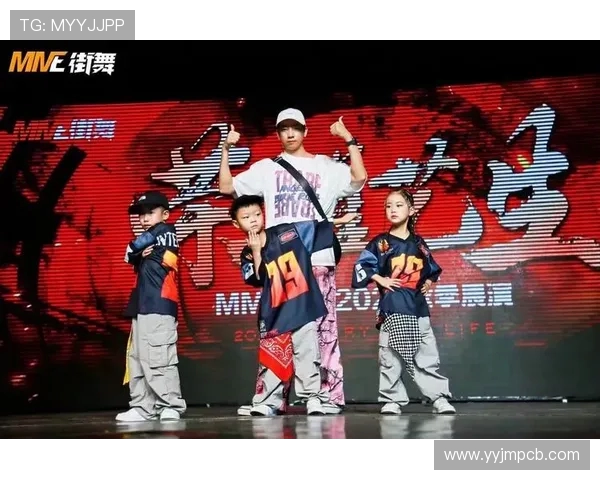 南京街舞队荣登街舞节奏排行榜第五名展现实力与风采 南京街舞队荣登街舞节奏排行榜第五名展现实力与风采